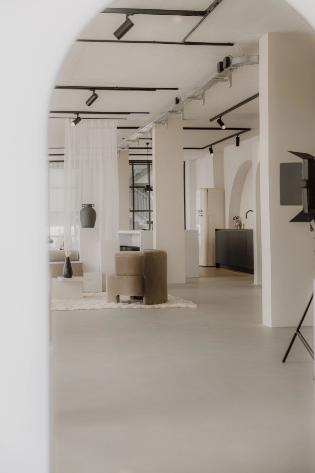 YARD_DAYLIGHT_STUDIO_I6A3895